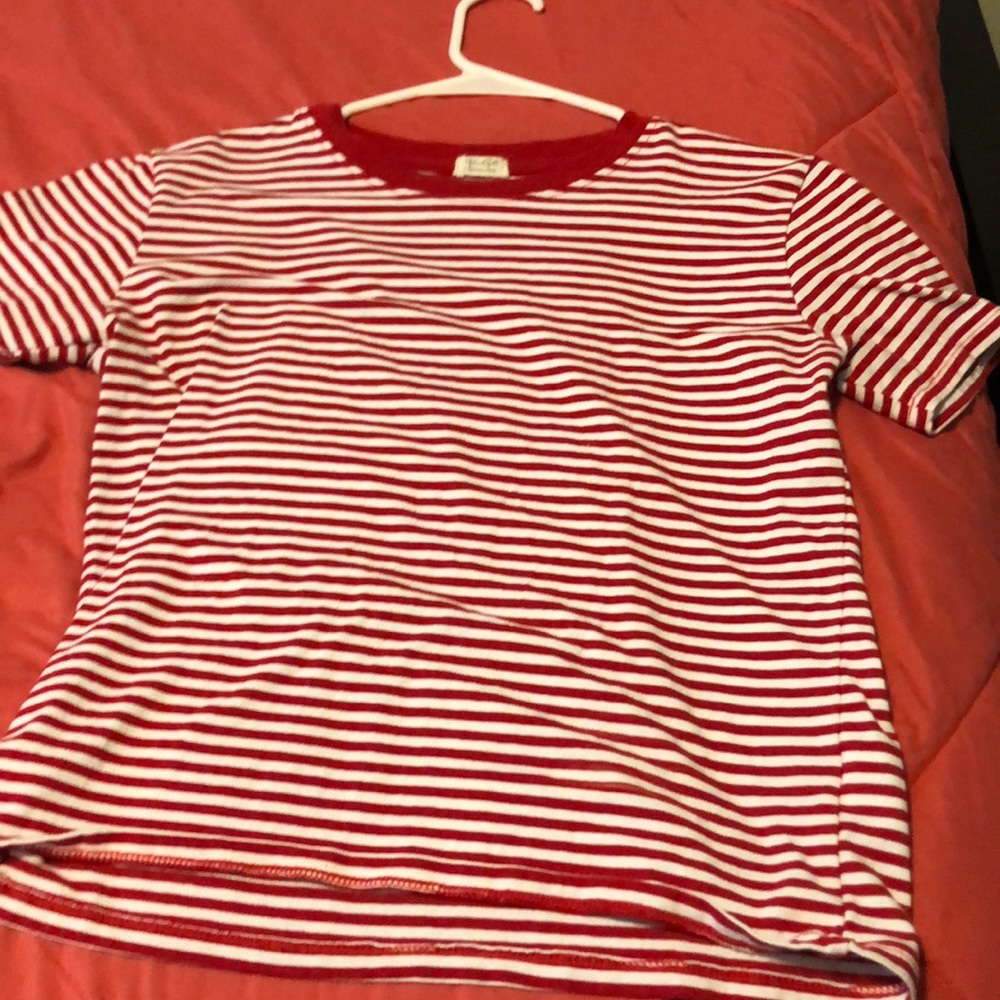 Short sleeve tee